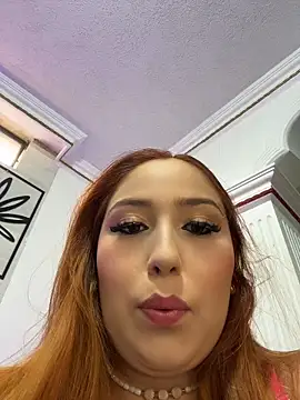 Kiarhatrixie1 online show from 06.23.26