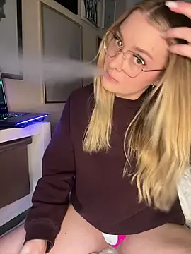 melanieTesss online show from 03.30.26