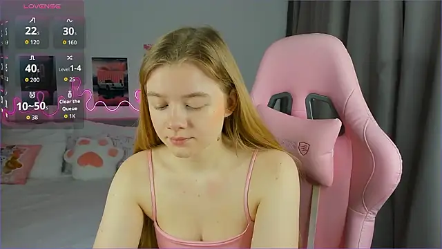 EvaRaee online show from 03.05.26