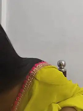 Snapshot of Cute-aryaa chatting on 06.17.26 Cute-aryaa online show from 06.17.26