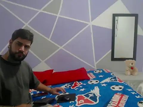 Snapshot of couple__hott069 chatting on 03.03.26 couple hott069 online show from 03.03.26