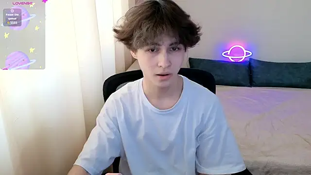  LukaHayes  online show from 04.02.26