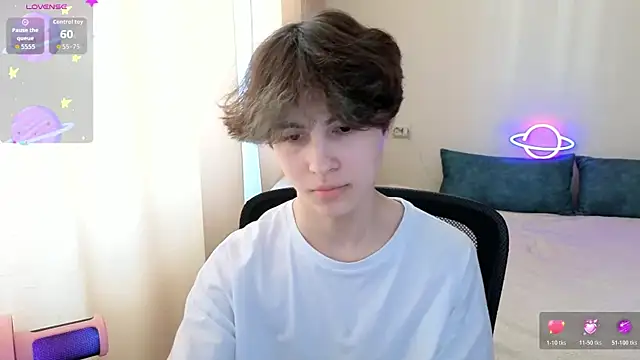  LukaHayes  online show from 04.20.26