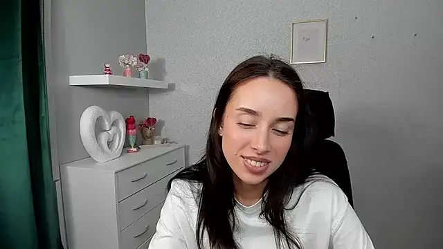 AdeleSolo online show from 04.07.26