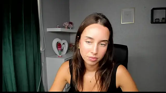 Snapshot of AdeleSolo chatting on 07.12.26 AdeleSolo online show from 07.12.26