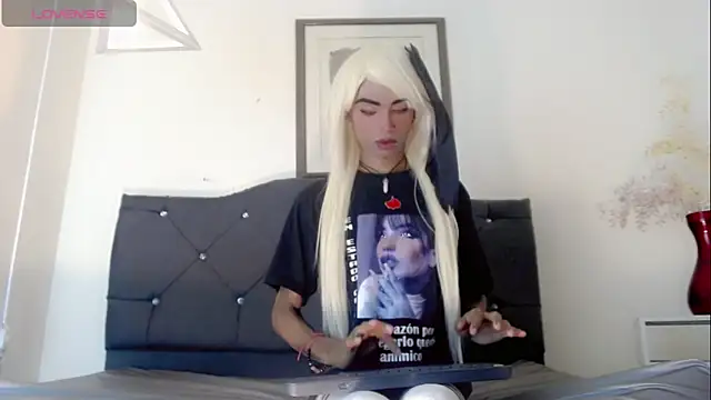 suzume Mendez online show from 03.07.26