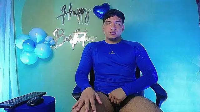 Uriel Ray  online show from 02.22.26