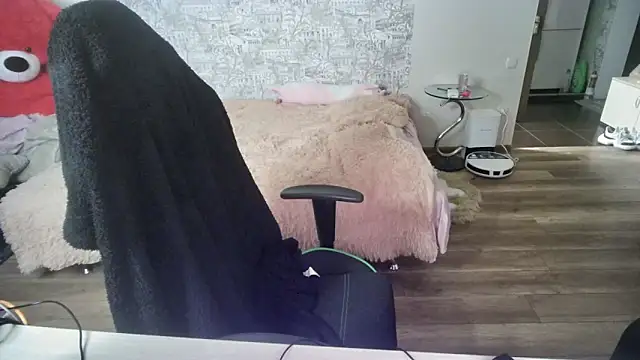 SlankyMic online show from 04.01.26