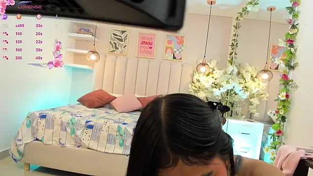 Snapshot of Mia_Bailey_ chatting on 03.19.26 Mia Bailey online show from 03.19.26