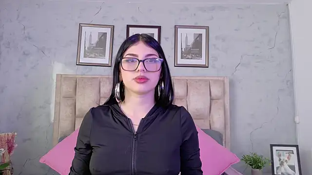 IsabellaRossi online show from 05.19.26