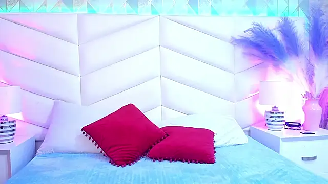 Bella  Peach online show from 03.26.26