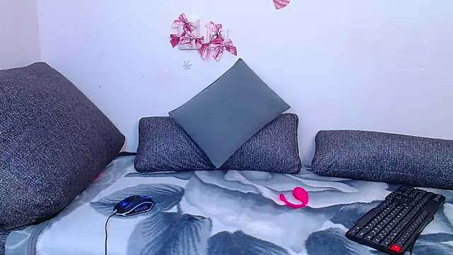 miay here  online show from 03.07.26