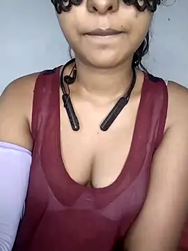 Snapshot of ASHANYA_JAYASOORIYA chatting on 02.25.26 ASHANYA JAYASOORIYA online show from 02.25.26