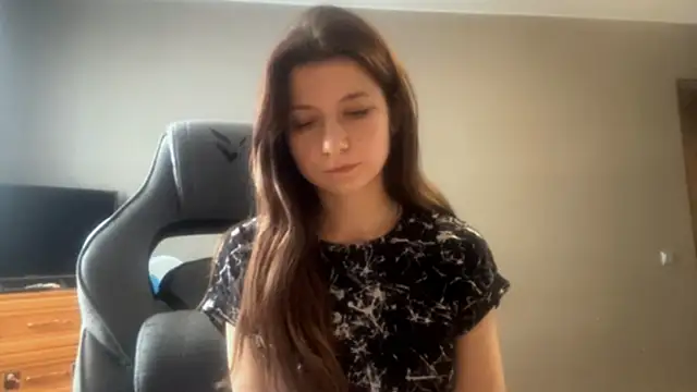 Snapshot of LunnaBliss chatting on 02.24.26 LunnaBliss online show from 02.24.26