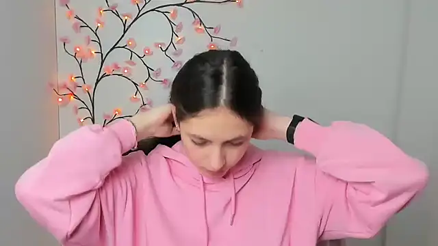 KissMeJulia online show from 03.13.26