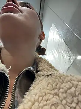 NaughtyChloeee online show from 03.25.26