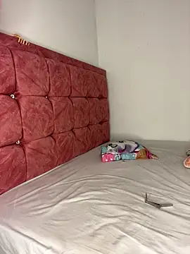 Sofia-squir online show from 03.04.26