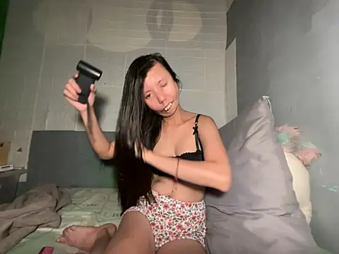 lady moon09 online show from 04.15.26