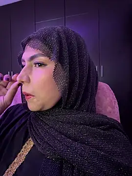Snapshot of Darsha_Khemu chatting on 04.17.26 Darsha Khemu online show from 04.17.26
