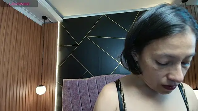 MoriahStorm online show from 03.19.26