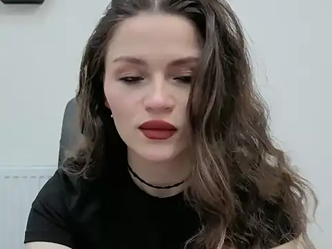 Snapshot of Avelinehowo_uwu chatting on 04.03.26 Avelinehowo uwu online show from 04.03.26