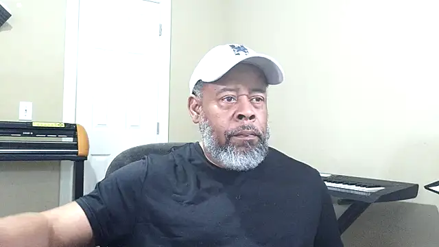 Cleozevo1961 online show from 03.04.26