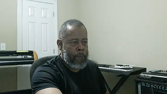 Cleozevo1961 online show from 03.23.26