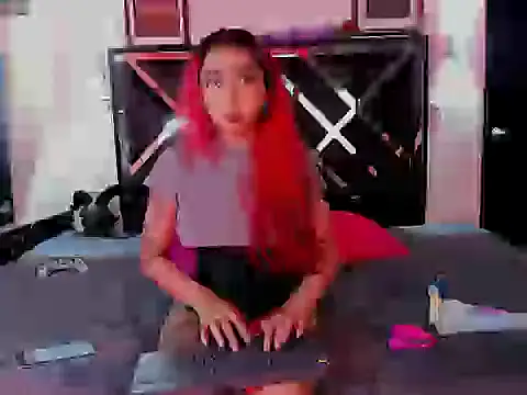 poyson ivy online show from 04.14.26