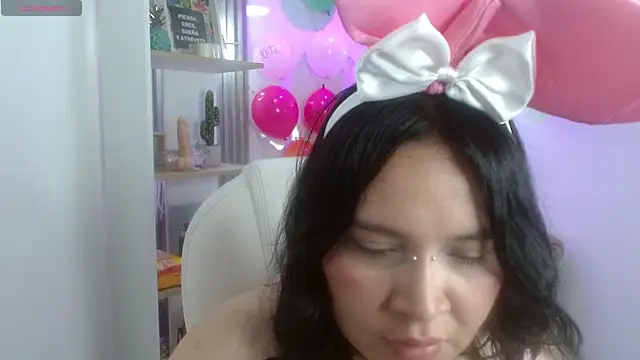 Snapshot of jackie_tk chatting on 04.27.26 jackie tk online show from 04.27.26
