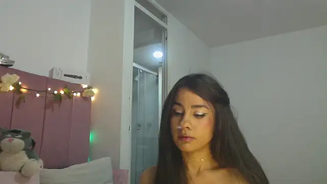 Snapshot of RebecaPalmer chatting on 02.28.26 RebecaPalmer online show from 02.28.26