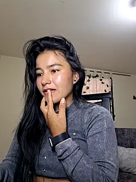 Miiia a online show from 02.19.26