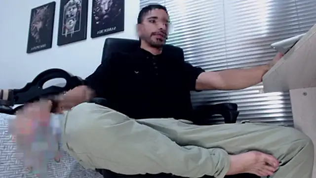 Kratoswolf online show from 04.08.26