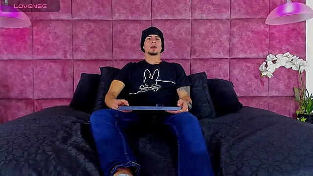 SharonTygaX online show from 02.19.26