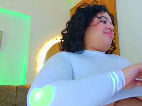 Snapshot of deva_big chatting on 04.05.26 deva big online show from 04.05.26