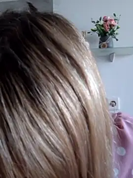 -Nefertiti- online show from 06.03.26