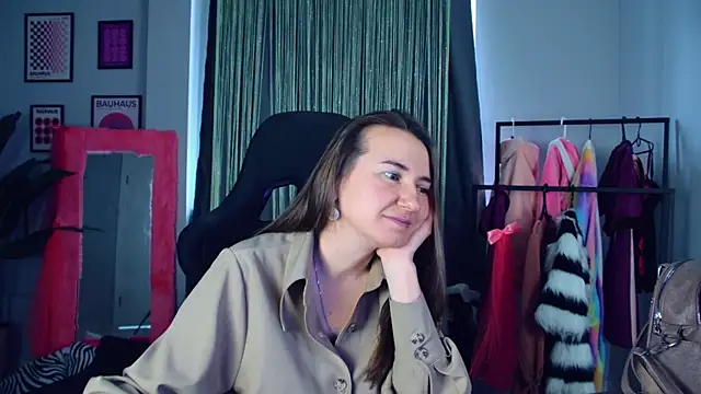 Golden Dragon online show from 04.19.26