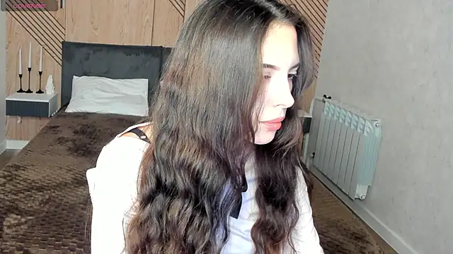 Snapshot of elise_robbie chatting on 03.02.26 elise robbie online show from 03.02.26