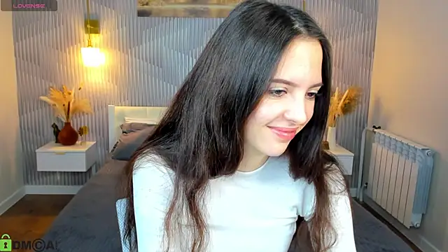 Snapshot of elise_robbie chatting on 04.03.26 elise robbie online show from 04.03.26