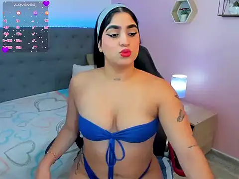 Snapshot of _Your_Favorite_ chatting on 05.24.26 Your Favorite online show from 05.24.26