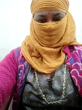 Snapshot of Desi_Heat_Couple chatting on 02.19.26 Desi Heat Couple online show from 02.19.26