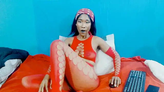 Snapshot of QueenYc chatting on 03.04.26 QueenYc online show from 03.04.26