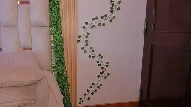 Kitty Milk nm online show from 04.16.26