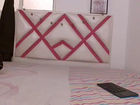 Snapshot of JessikaHoot chatting on 03.17.26 JessikaHoot online show from 03.17.26