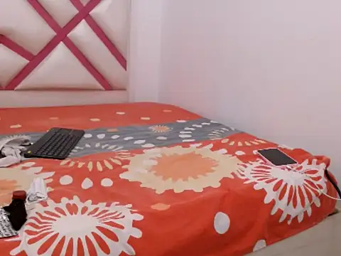 Snapshot of JessikaHoot chatting on 03.21.26 JessikaHoot online show from 03.21.26