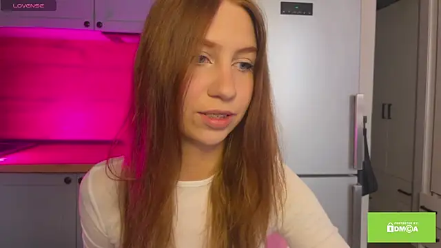 Snapshot of Veneloppalife chatting on 07.06.26 Veneloppalife online show from 07.06.26