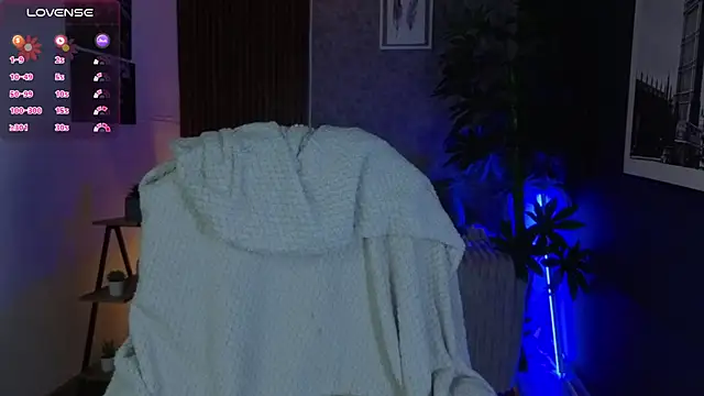 SophyAdams online show from 03.31.26