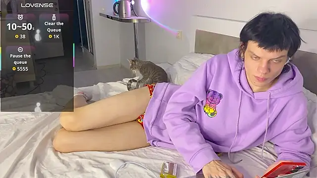 Snapshot of oorange__boy chatting on 03.25.26 oorange boy online show from 03.25.26