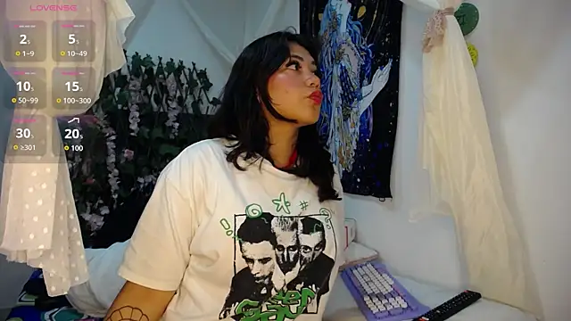 hairylatiingoddess online show from 04.18.26