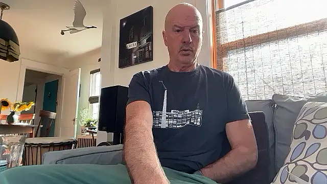 Snapshot of Guy__Grey chatting on 03.25.26 Guy Grey online show from 03.25.26