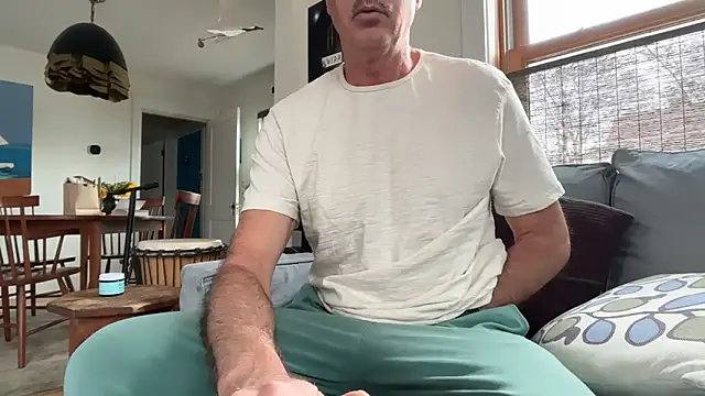 Snapshot of Guy__Grey chatting on 03.27.26 Guy Grey online show from 03.27.26